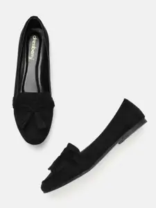 DressBerry Women Black Solid Tasselled Loafers