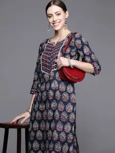Indo Era Indo Era Women Navy Blue & White Floral Print Kurta