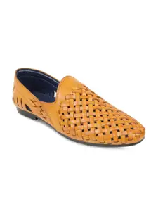 Regal Men Tan Brown Woven Design Shoe-Style Sandals