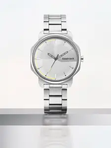 Fastrack STUNNERS 1.0 Men Silver-Toned Analogue Watch 3254SM01