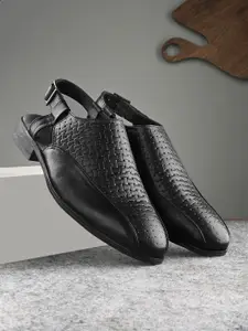 House of Pataudi Men Black Geometric Textured Handcrafted Ethnic Clogs with Pouch