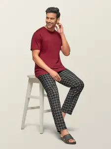 XYXX Men Black & Grey Checked Pure Cotton Antimicrobial Lounge Pants