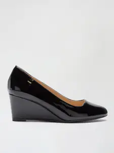 DOROTHY PERKINS Black Wide Fit Patent Finish Wedge Pumps