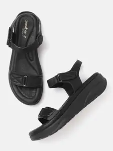 DressBerry Black Solid Open Toe Flatform Heels