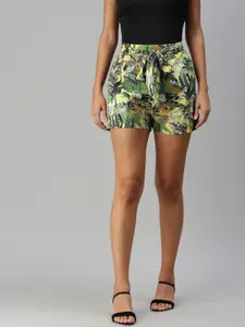 KASSUALLY Women Green Tropical Printed Mid-Rise Regular Shorts