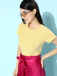 Globus Women Yellow Solid Knitted Tshirt