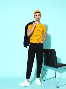 LOCOMOTIVE Men Mustard Printed Carefree Shape Tshirt