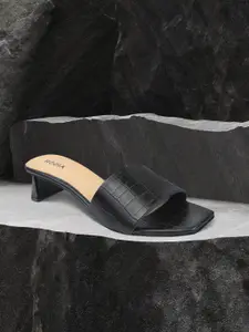 Rocia Women Black Textured Sandals