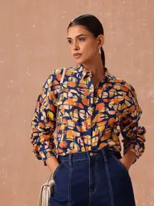 all about you Opaque Geometric Printed Casual Shirt