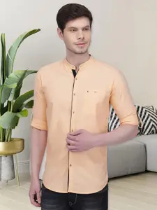 Kuons Avenue Men Peach-Coloured Slim Fit Solid Casual Shirt