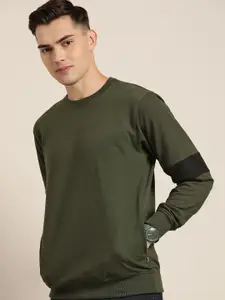 INVICTUS Men Olive Green Sweatshirt