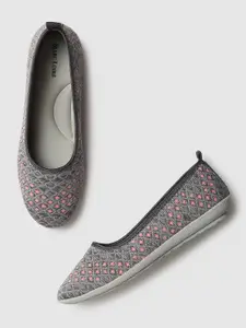 Marc Loire Women Grey Melange & Pink Geometric Woven Design Ballerinas