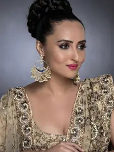 Sukkhi Blue Gold-Plated Kundan Studded Dome Shaped Jhumkas