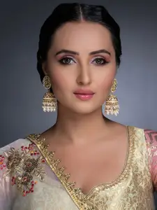 Sukkhi White Gold-Plated Kundan Studded Dome Shaped Jhumkas Earrings