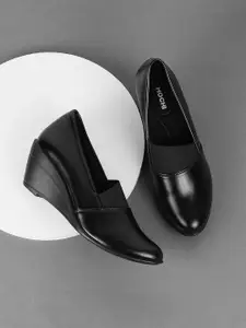 Mochi Black Wedge Pumps