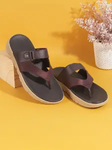Mochi Men Brown & Black Comfort Sandals