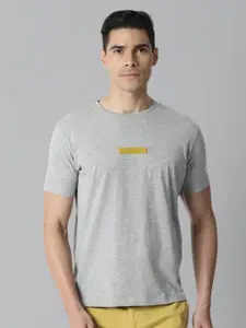 RARE RABBIT Men Grey Melange Applique Slim Fit T-shirt