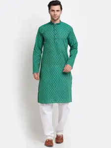 KRAFT INDIA Men Green Printed Regular Pure Cotton Kurta with Pyjamas