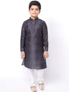 NAMASKAR Boys Silk Blend Solid Kurta
