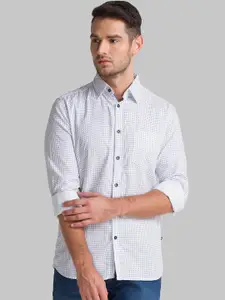 Parx Men White Slim Fit Opaque Printed Cotton Casual Shirt