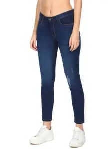 Flying Machine Women Blue Veronica Skinny Fit Low Distress Light Fade Stretchable Jeans