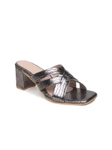 VALIOSAA Silver-Toned Textured Party Block Sandals