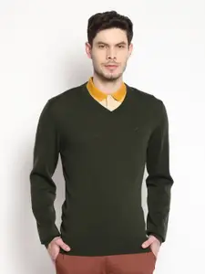 Blackberrys Men Olive Solid Pure Wool Pullover Sweater