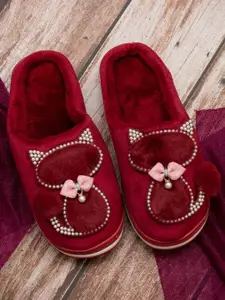 Brauch Women Maroon & White Room Slippers