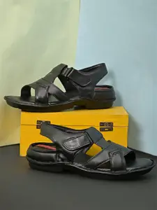 Fashion Victim Men Black Leather Comfort Sandals