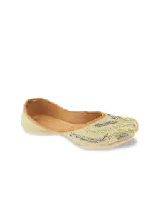 DESI COLOUR Women Gold-Toned Ethnic Mojaris Flats