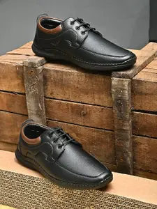 INVICTUS Men Black Comfort Derby Shoes