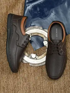 INVICTUS Men Brown Textured Derby Shoes