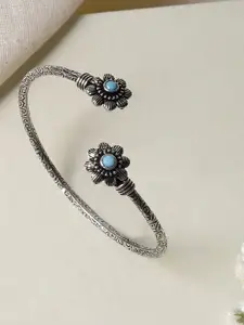 TEEJH Women Silver Toned & Blue Silver Plated Oxidised Floral Bracelet