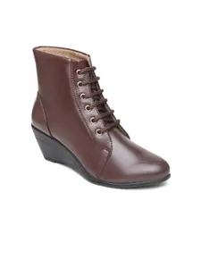 VALIOSAA Brown High-Top Wedge Heeled Boots