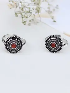 TEEJH Set Of 2 Oxidised Silver-Plated Red Stone-Studded Toe Rings