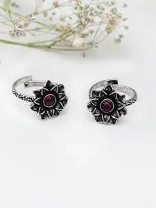TEEJH Pack of 2 Red & Silver Toned Oxidised Toe Rings