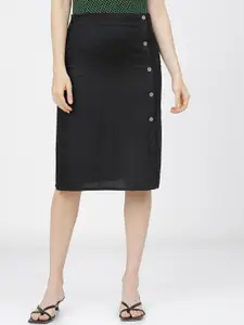 CHIC BY TOKYO TALKIES Women Black Solid Pencil Knee-Length Skirt