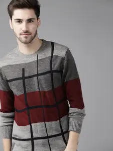 The Roadster Lifestyle Co Men Grey & Black Checked Pullover