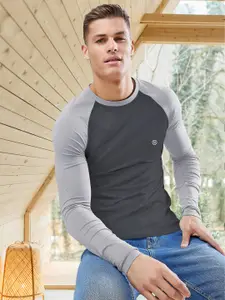 CHKOKKO Men Black & Grey Colourblocked Training or Gym T-shirt