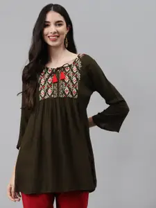 HIGHLIGHT FASHION EXPORT Green Embroidered Tie-Up Neck Regular Top
