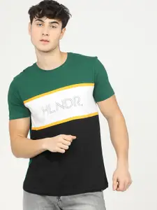 HIGHLANDER Men Black Colourblocked  Slim Fit T-shirt