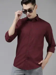 Blackberrys Men Maroon Pure Cotton Solid India Slim Fit Casual Shirt