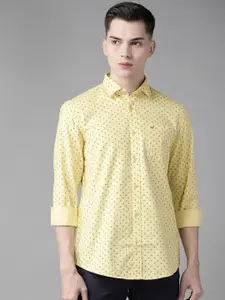 Blackberrys Men Yellow & Black Pure Cotton India Slim Fit Ditsy Print Casual Shirt