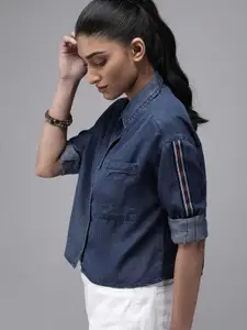 The Roadster Lifestyle Co Women Navy Blue Denim Pure Cotton Cropped Casual Shirt