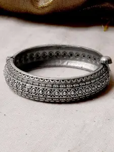TEEJH Silver-Plated Oxidised Bangle