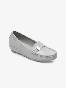 Flat n Heels Women Grey Solid Loafers