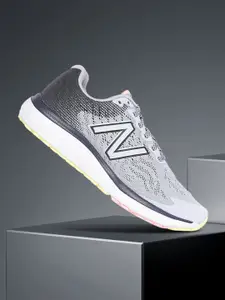 New Balance Women Grey Woven Design Running Shoes
