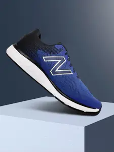 New Balance Men Blue & Black Woven Design Running Shoes