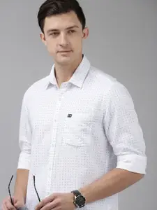 Arrow Sport Men White Slim Fit Opaque Geometric Printed Formal Shirt