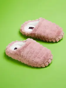 Ginger by Lifestyle Women Pink & White Room Slippers